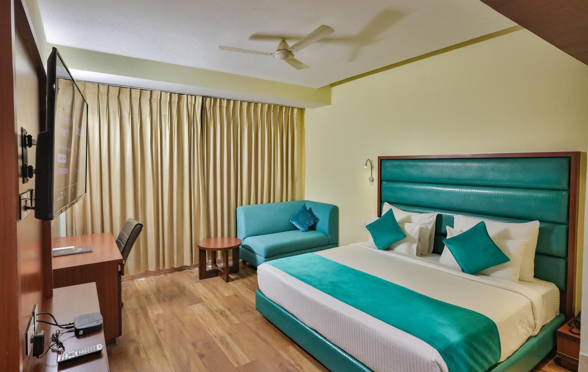 Cama Hotel 3*