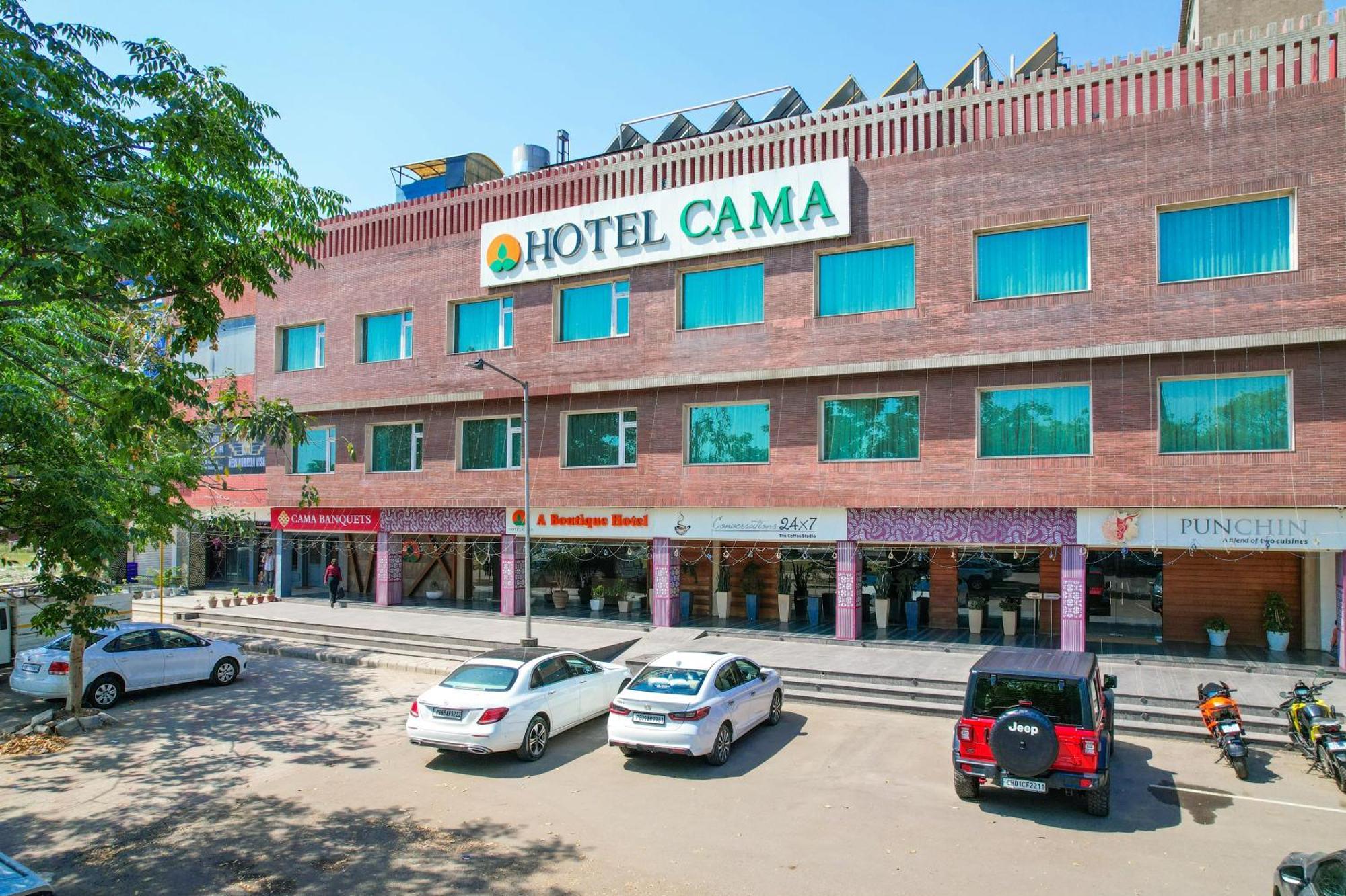 Hotel Cama 3*