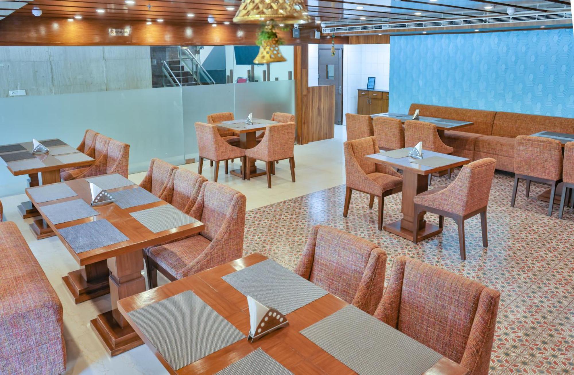 Hotel Cama Mohali