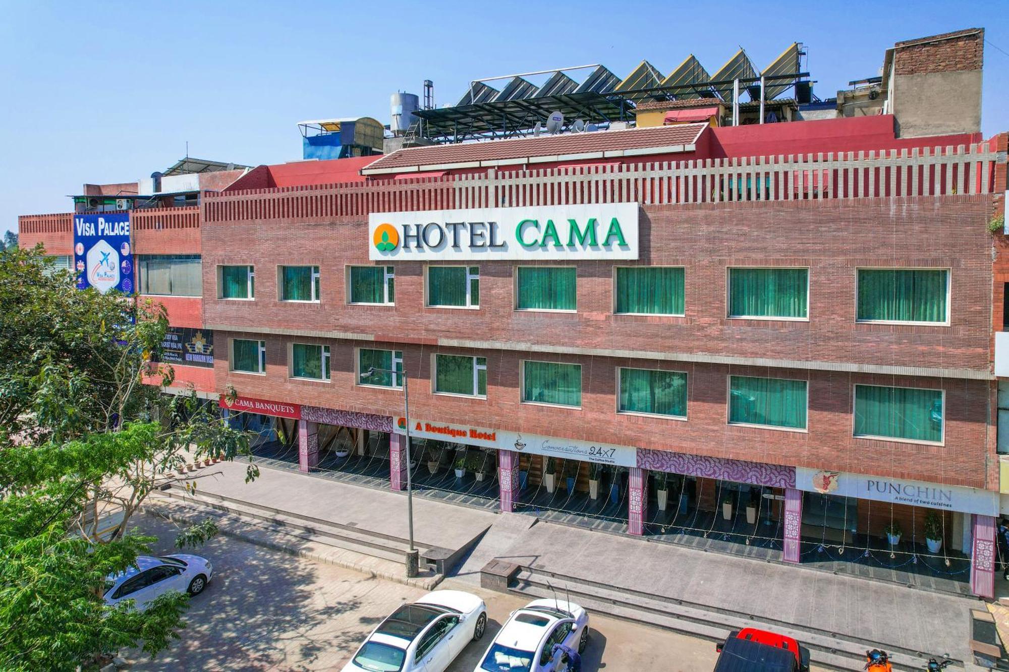 Cama Hotel 3*